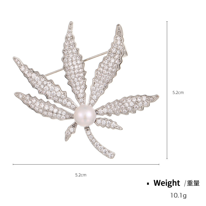 Luxury Rhinestone MappleLeaf Natural Pearl Cubic Zircon Stone Pave Setting Brooch Collar Pins For Suit Shining Women Men's Party Brooches Jewelry