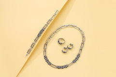 Luxury Enamel Ins Chains Exquisite Necklace Bracelet Ring Jewelry Set Charm Ladies Girls Jewelry Fashion Accessory Set Gifts