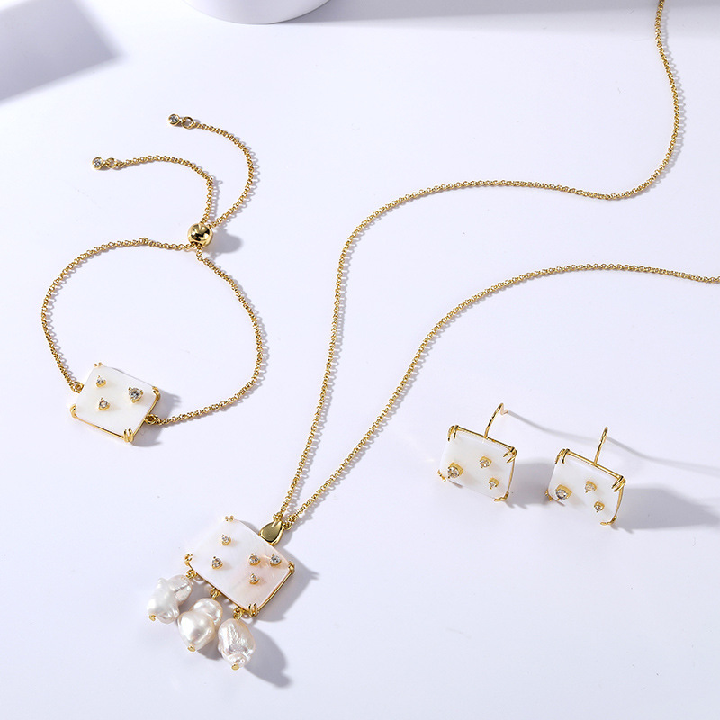 18K Gold Plated Shell Setting with Baroque Natural Pearls Exquisite Necklace Earrings Bracelet Jewelry Set Charm Ladies Girls Jewelry Fashion Accessory Set Cute Gifts