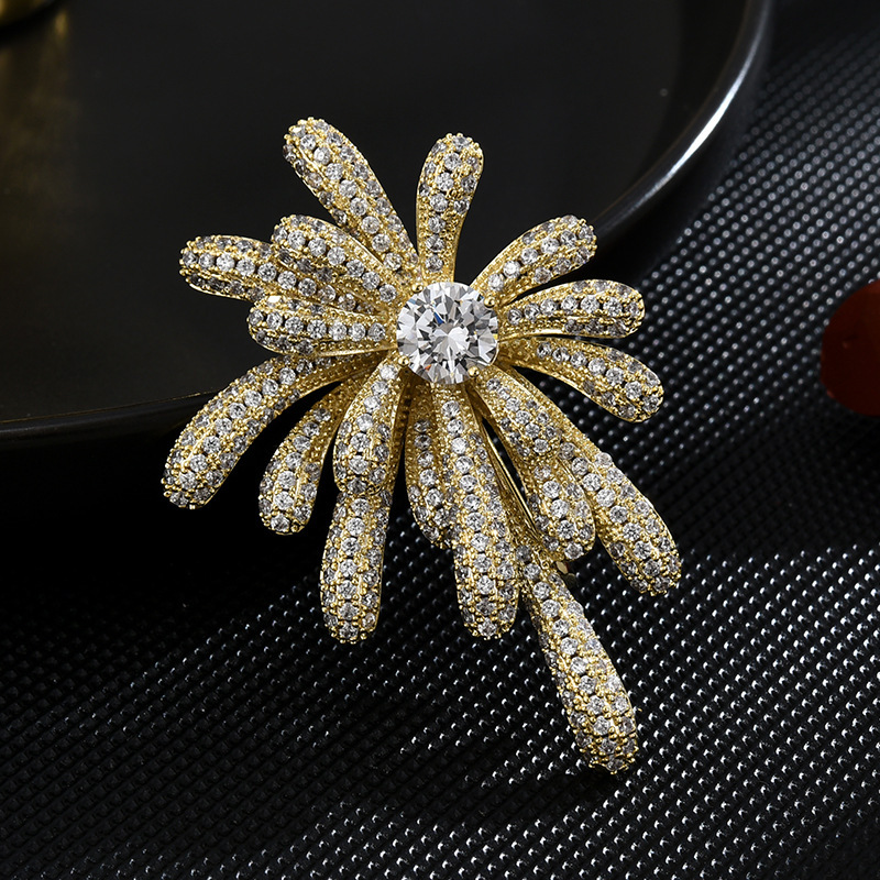 Celestial Spark Fireworks CZ Pave Setting Brooch 18K gold plated Collar Pins For Suit Shining Women Party Brooches With Meaningful Gift For Fashion