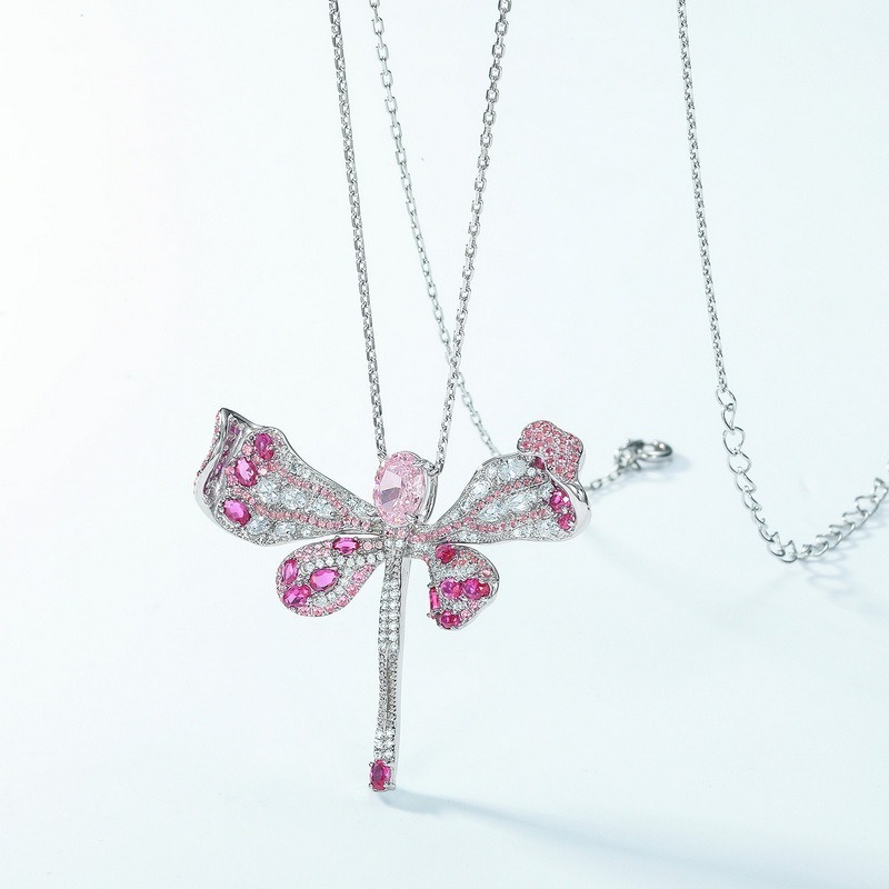 S925 silver Hot-selling Dragonfly-shaped Light pink high-Carbon Diamond Pendant full-set Colored Diamond European and American Individual Drop Pendant necklace