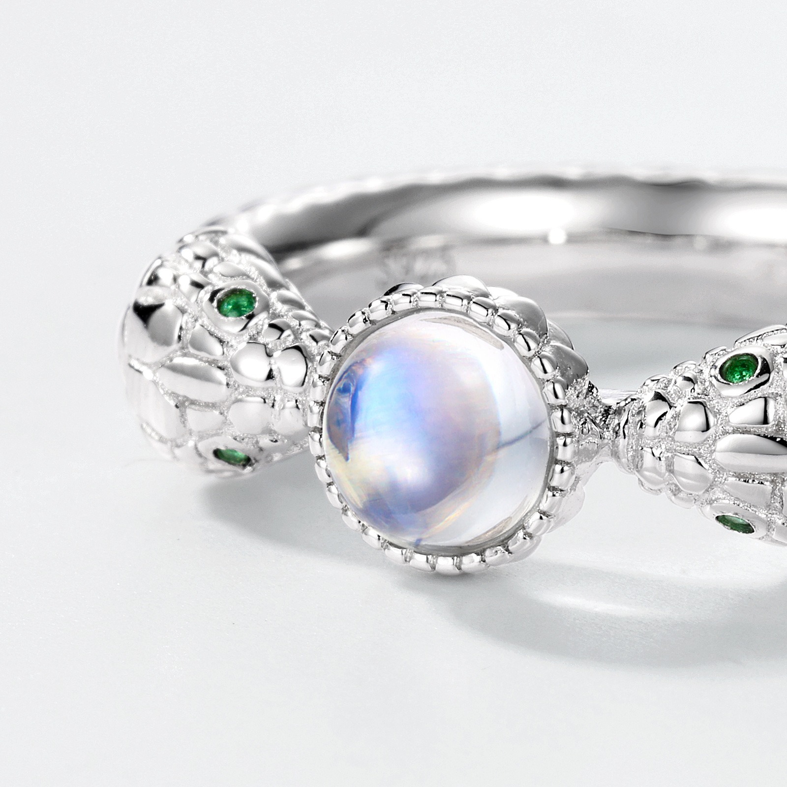 The Chinese zodiac Wholesale Women's S925 Sterling Silver Green CZ Eye Finger Ring Moonstone Rings Snake Fine Jewelry for daily wear