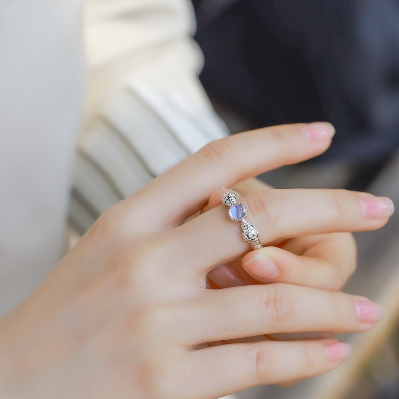 The Chinese zodiac Wholesale Women's S925 Sterling Silver Green CZ Eye Finger Ring Moonstone Rings Snake Fine Jewelry for daily wear