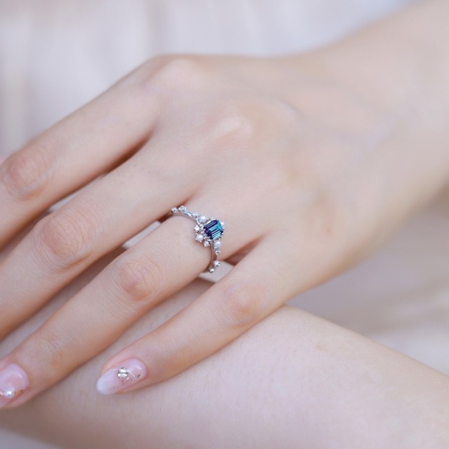 Rhodium Plated S925 Sterling Silver Adjustable Ring with Natural Alexandrite Gemstone
