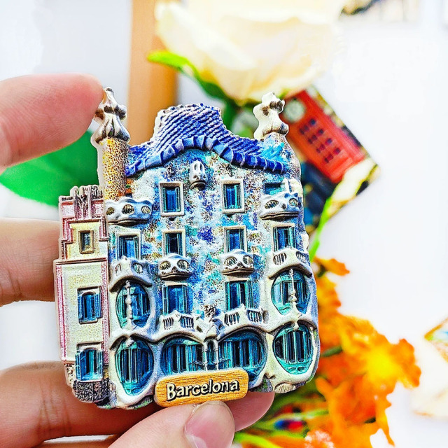 3D-магниты Casa Batlló в Барселоне оптом - Сувенирная фабрика архитектуры Гауди,Испания Барселона Casa Batlló Квартира Магнит на холодильник Магнитная наклейка для стереосистемы Подарочный подарок для путешественника,CuteMag — персонализированные и оптовые магниты на холодильник.