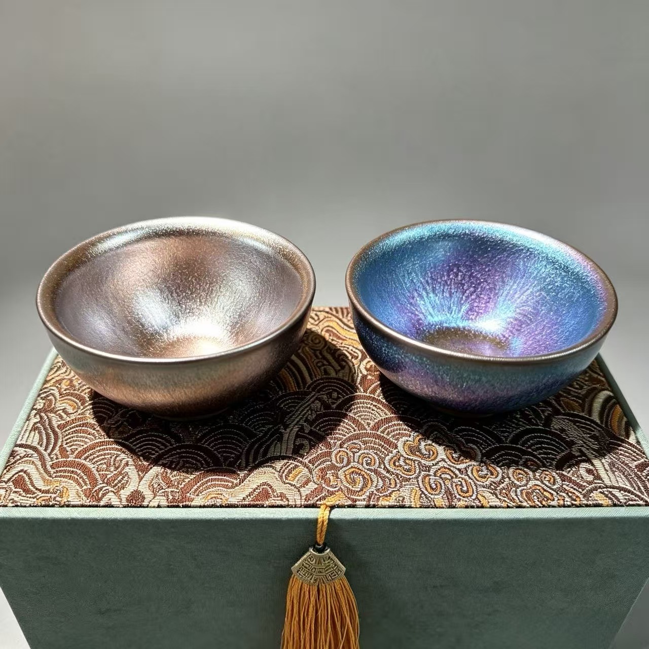 Jian Zhan Tea Cups Set of 2, Chinese Hand‑crafted Glaze Tea Bowls, Gift Box Packed Ceramic Teacups for Tea Lovers Collectible Home Decor