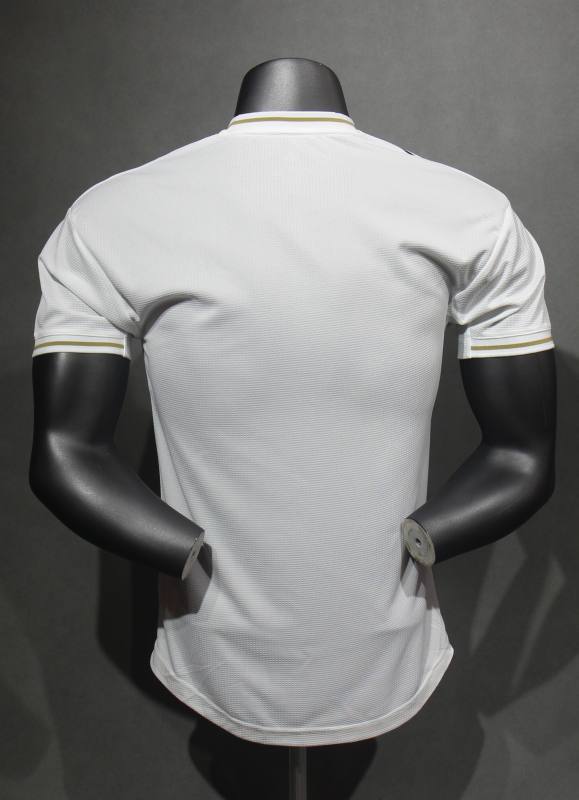 Retro Real Madrid Home Player Edition 2019/20