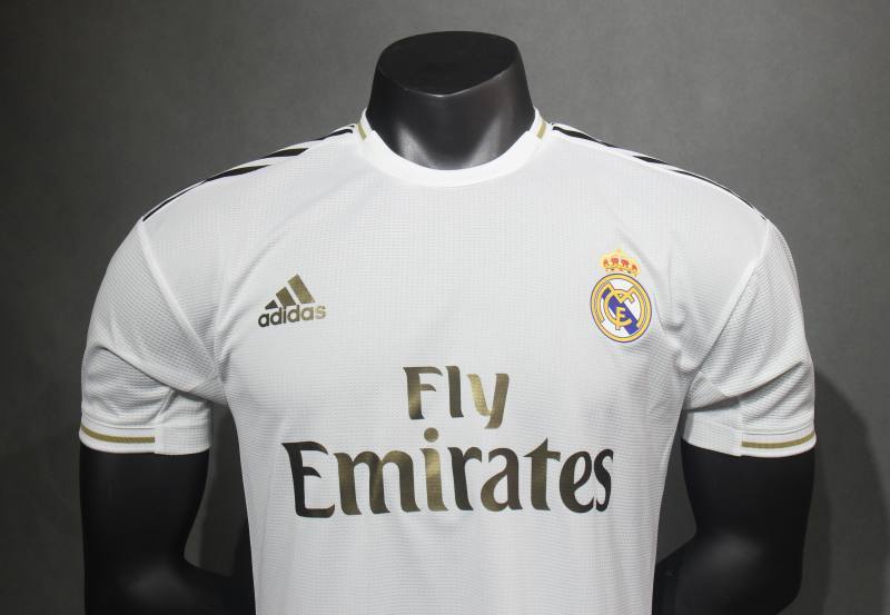 Retro Real Madrid Home Player Edition 2019/20