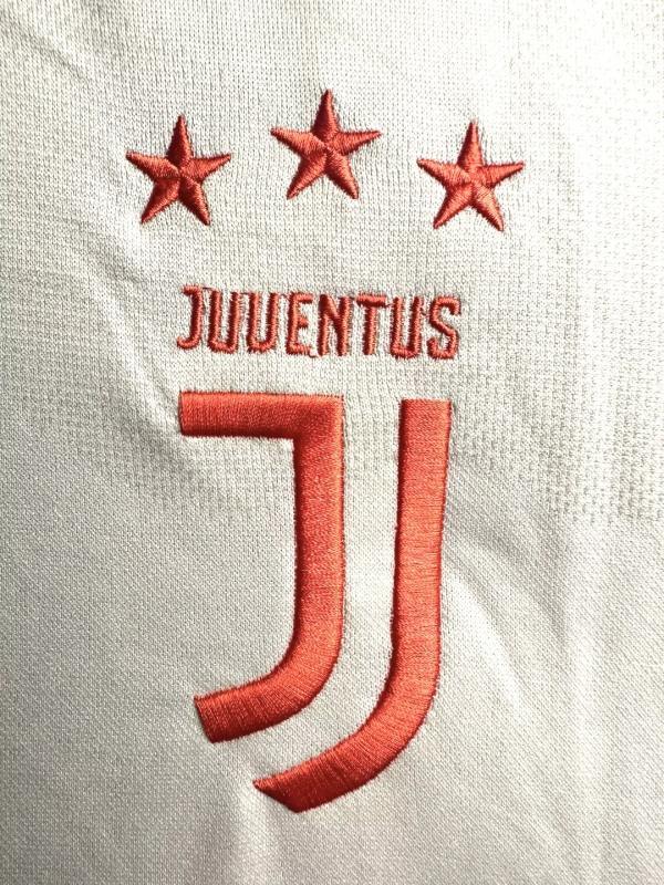 Retro Juventus away 2019/20