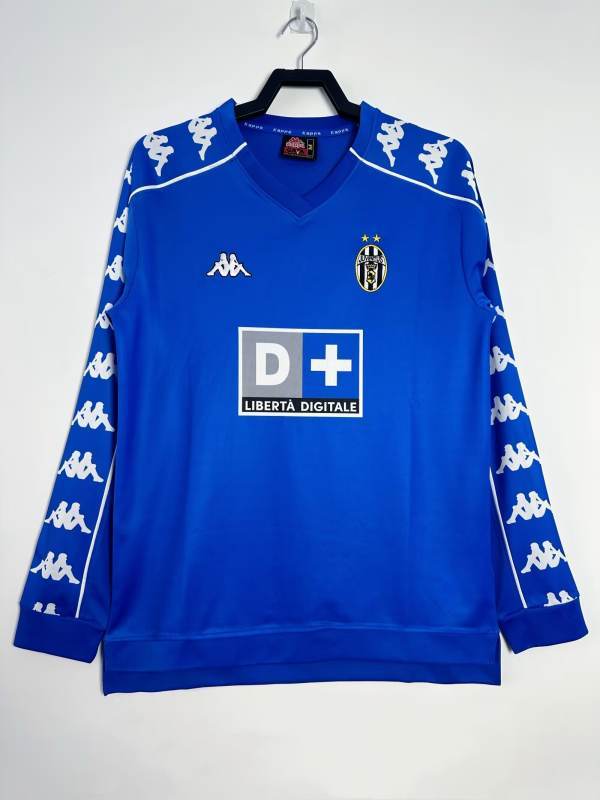 Retro Juventus away long sleeved 1999/00
