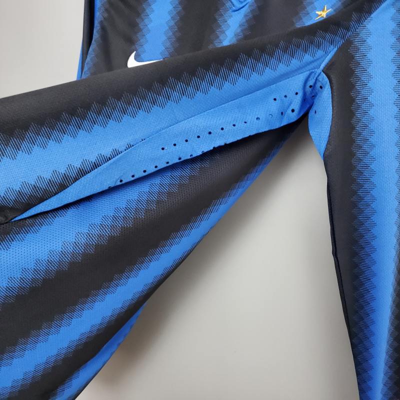 Retro long-sleeved Inter Milan home 2010/2011