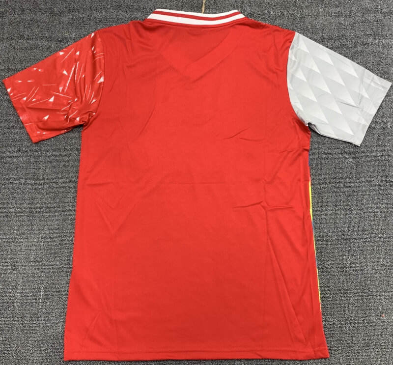 Liverpool Commemorative Retro Jersey 2005