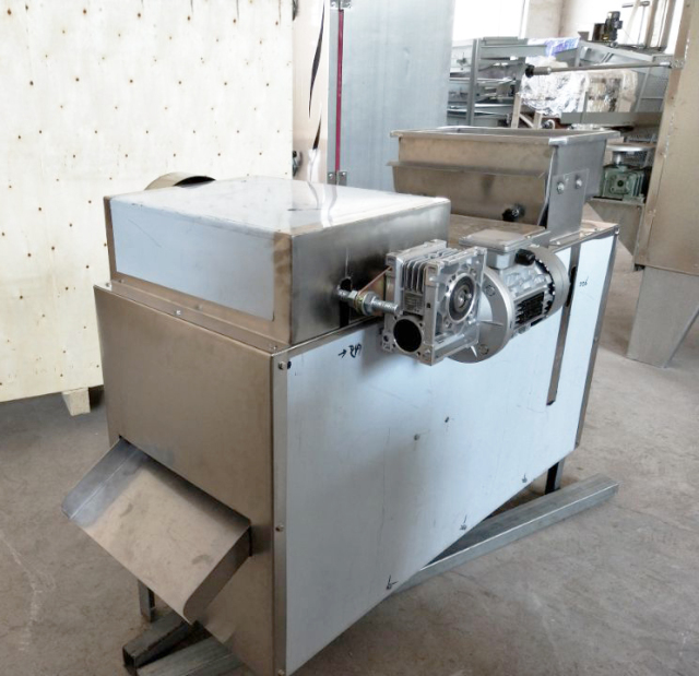 Almond Nut Pistachio Slice Slicing Cutting Slicer Cutter Peanut Slicing Machine