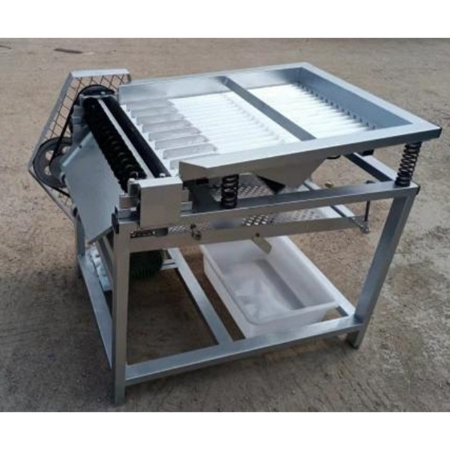 Green Pigeon Pea Peeler Peeling Shelling Machine Edamame Soybean Shelling Machine