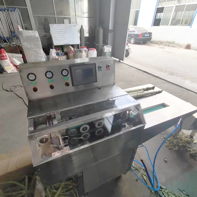 Automatic Lettuce Peeling Peeler Machine
