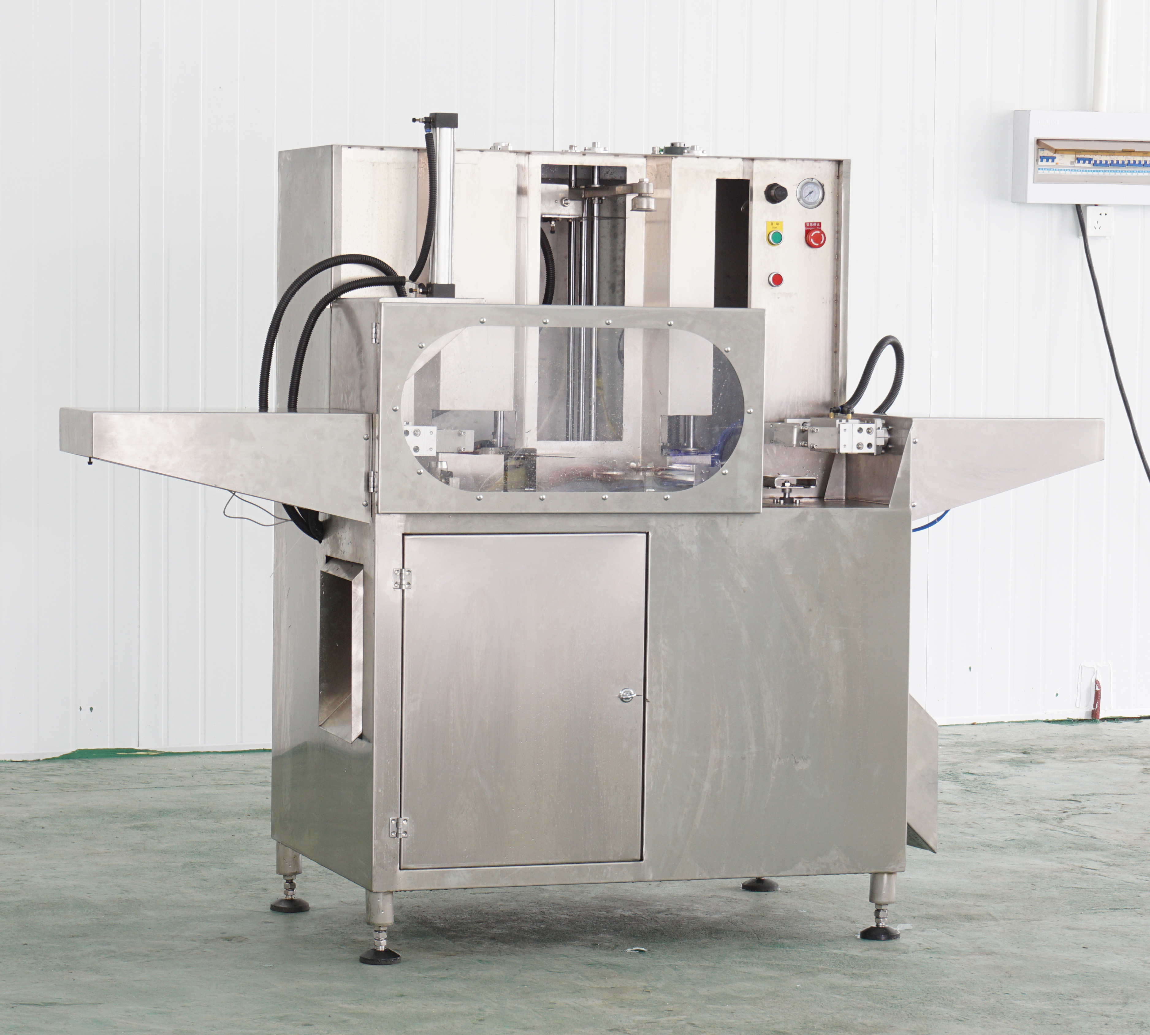 Industrial Automatic Pineapple Peeling Peeler Machine Pineapple Core Removing Machine