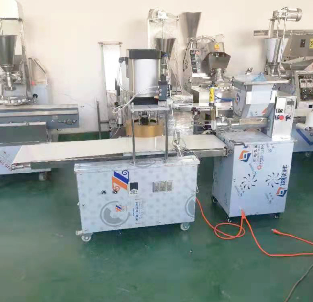 Commercial Pizza Dough Base Sheeter Forming Pressing Press Machine Automatic