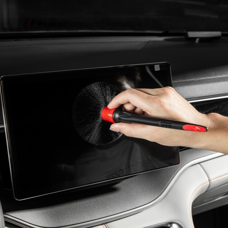 Multifunctional Dust Cleaning Brush