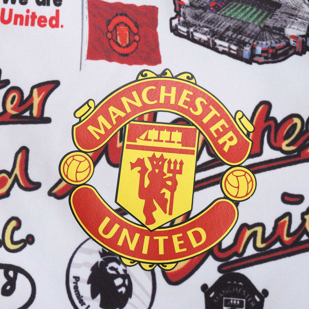 2425 Manchester United F.C. Wear on both sides windbreaker