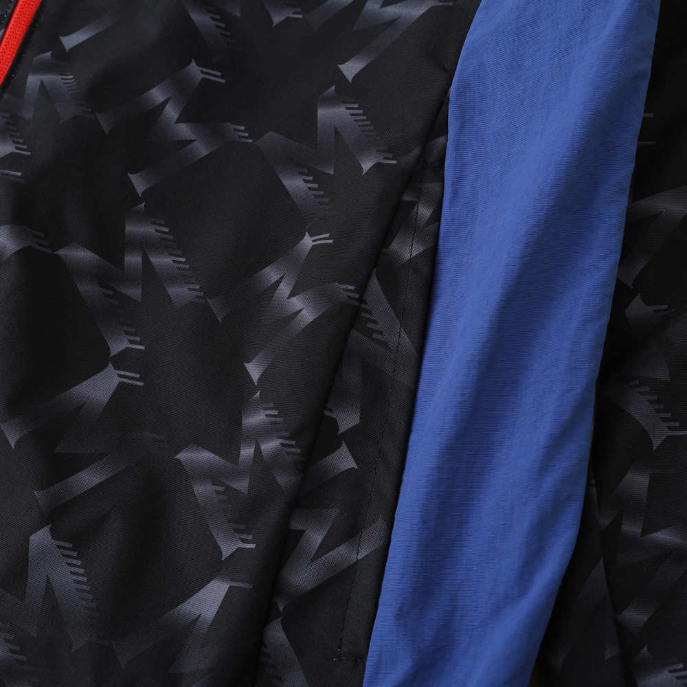 2425 Manchester United F.C. Wear on both sides windbreaker