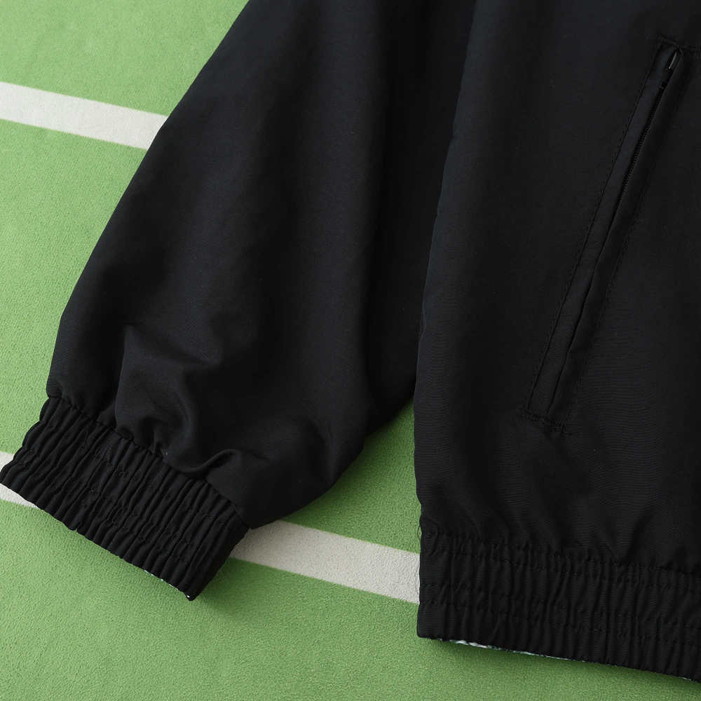 2425 Manchester United F.C. Wear on both sides windbreaker