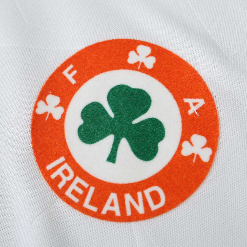 1990 season Ireland away retro Fan version