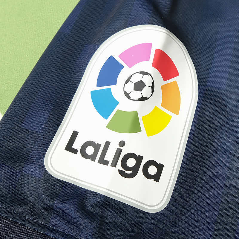 2223 season Barcelona Owl collaboration Fan version