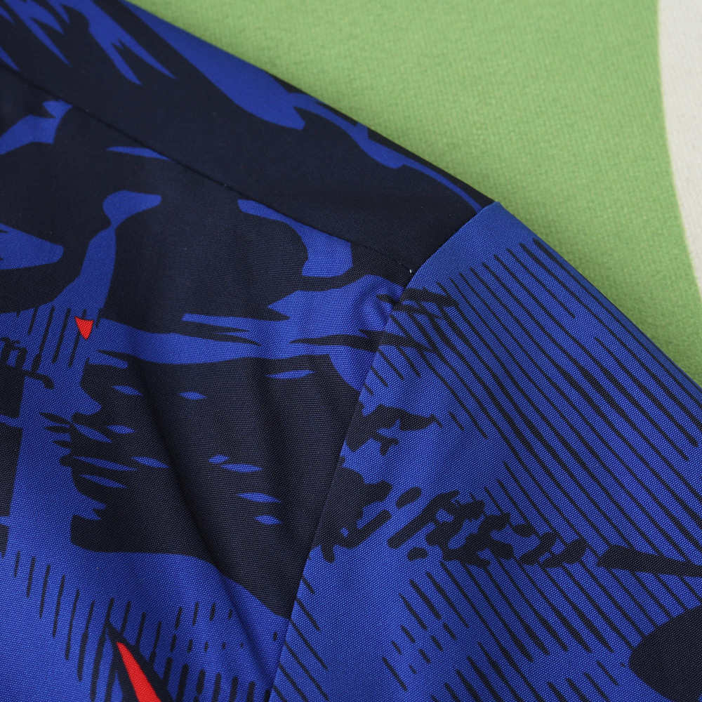 2425 England Wear on both sides windbreaker