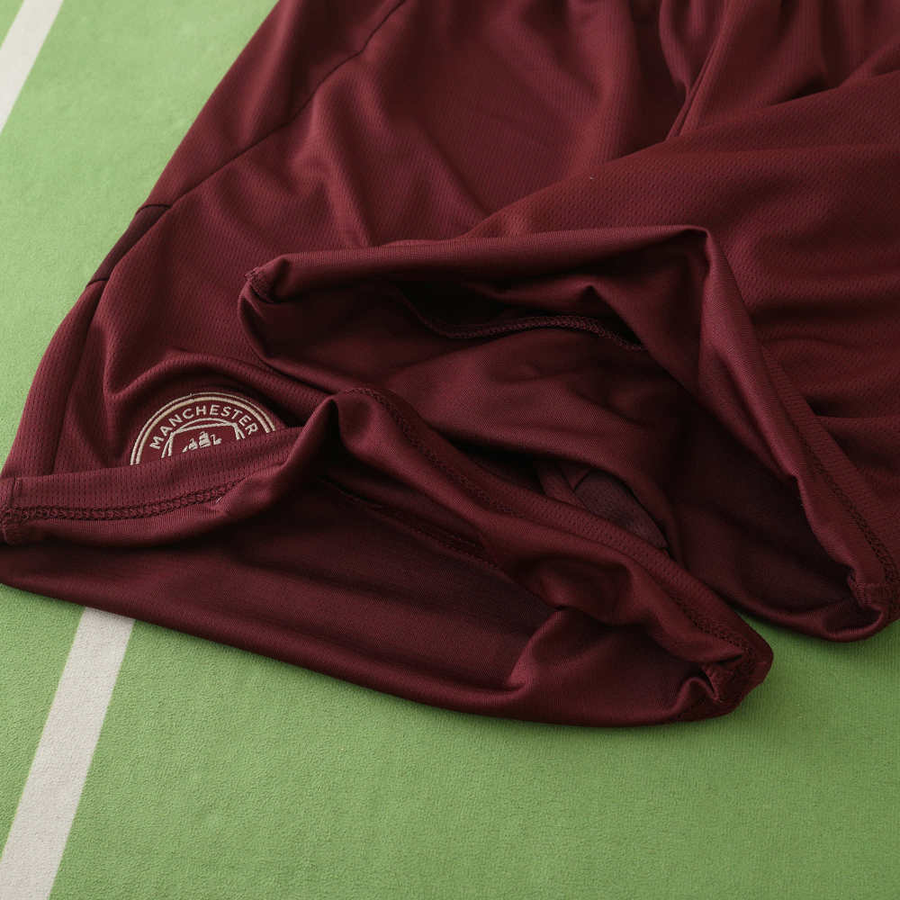 2425 season Manchester City F.C. third shorts