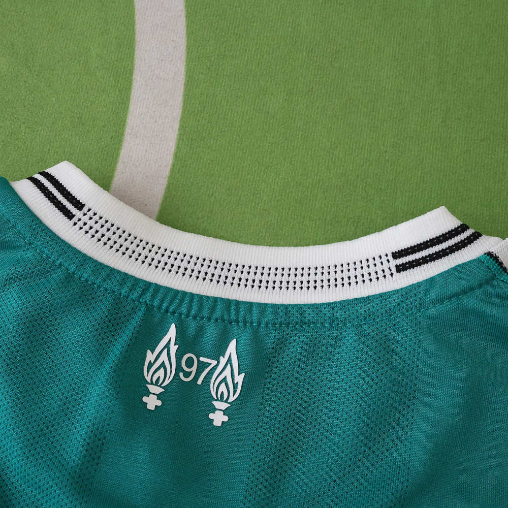 2526 season Liverpool F.C. third Long sleeved Player version