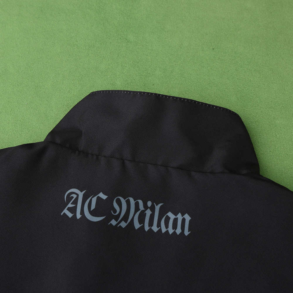 2425 A.C. Milan Wear on both sides windbreaker