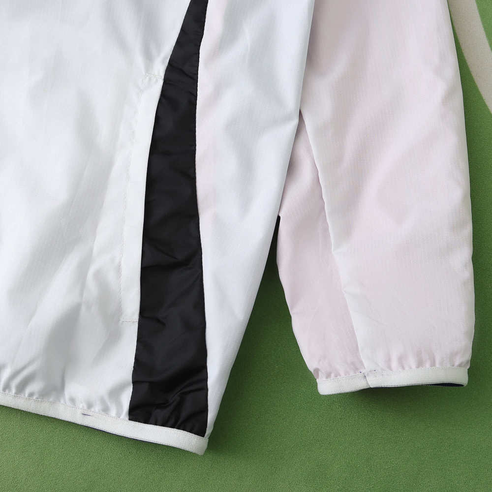 2425 Germany Wear on both sides windbreaker