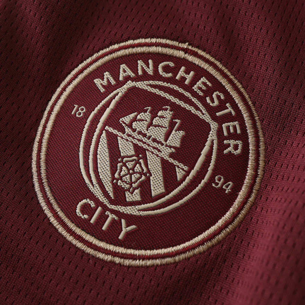 2425 season Manchester City F.C. third shorts