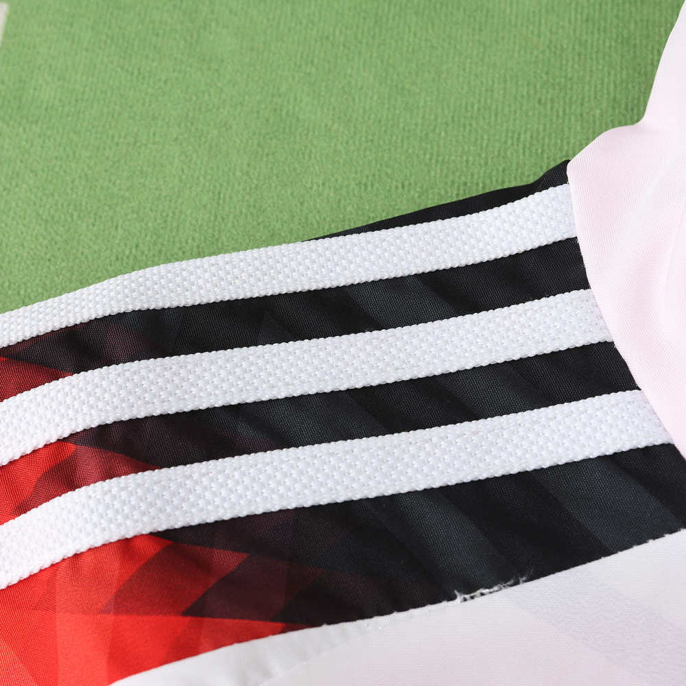 2425 Germany Wear on both sides windbreaker