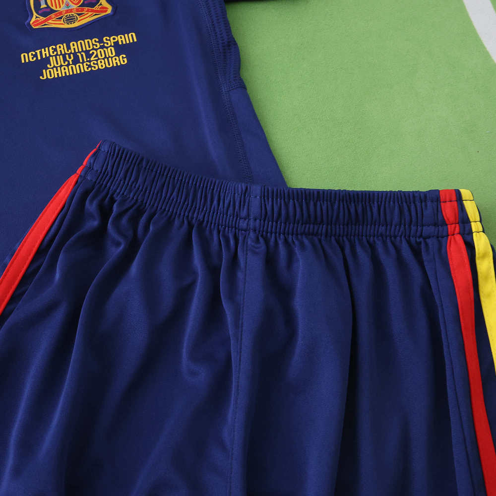 2010 season Spain away Kids kit