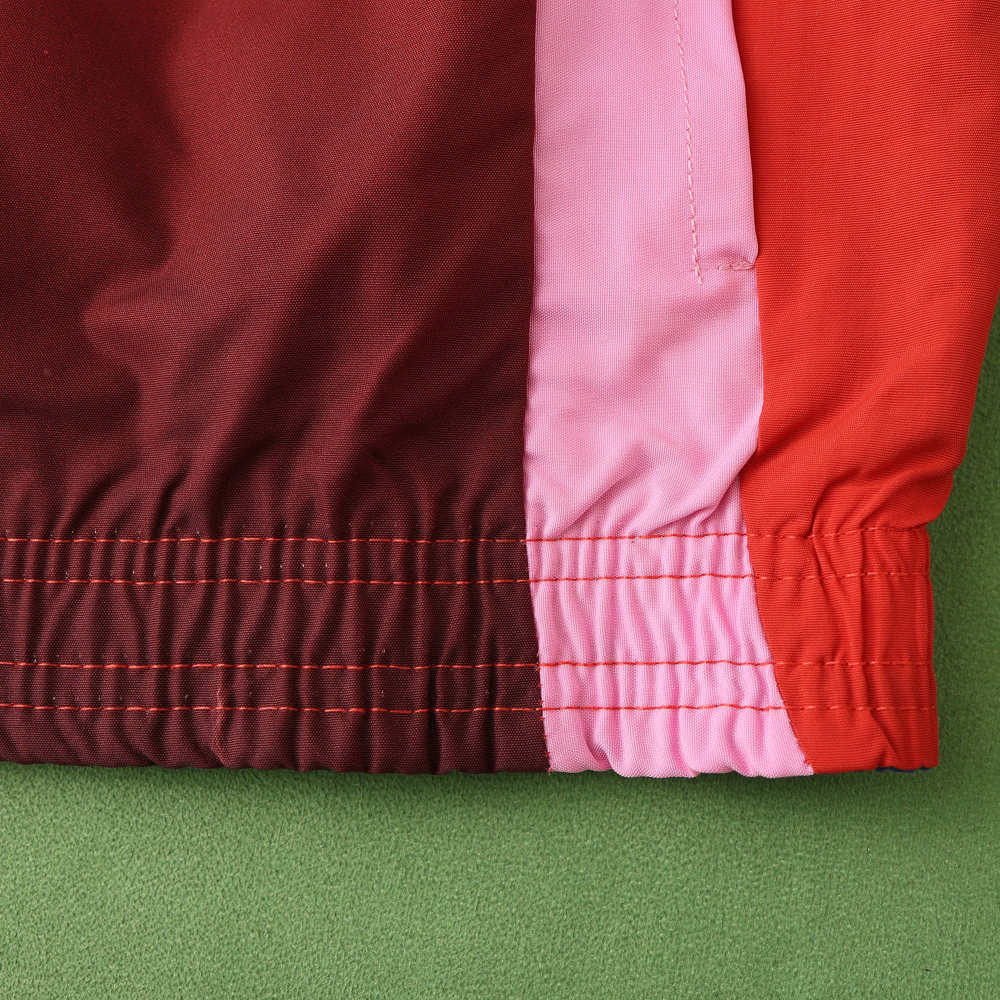 2425 Manchester United F.C. Wear on both sides windbreaker