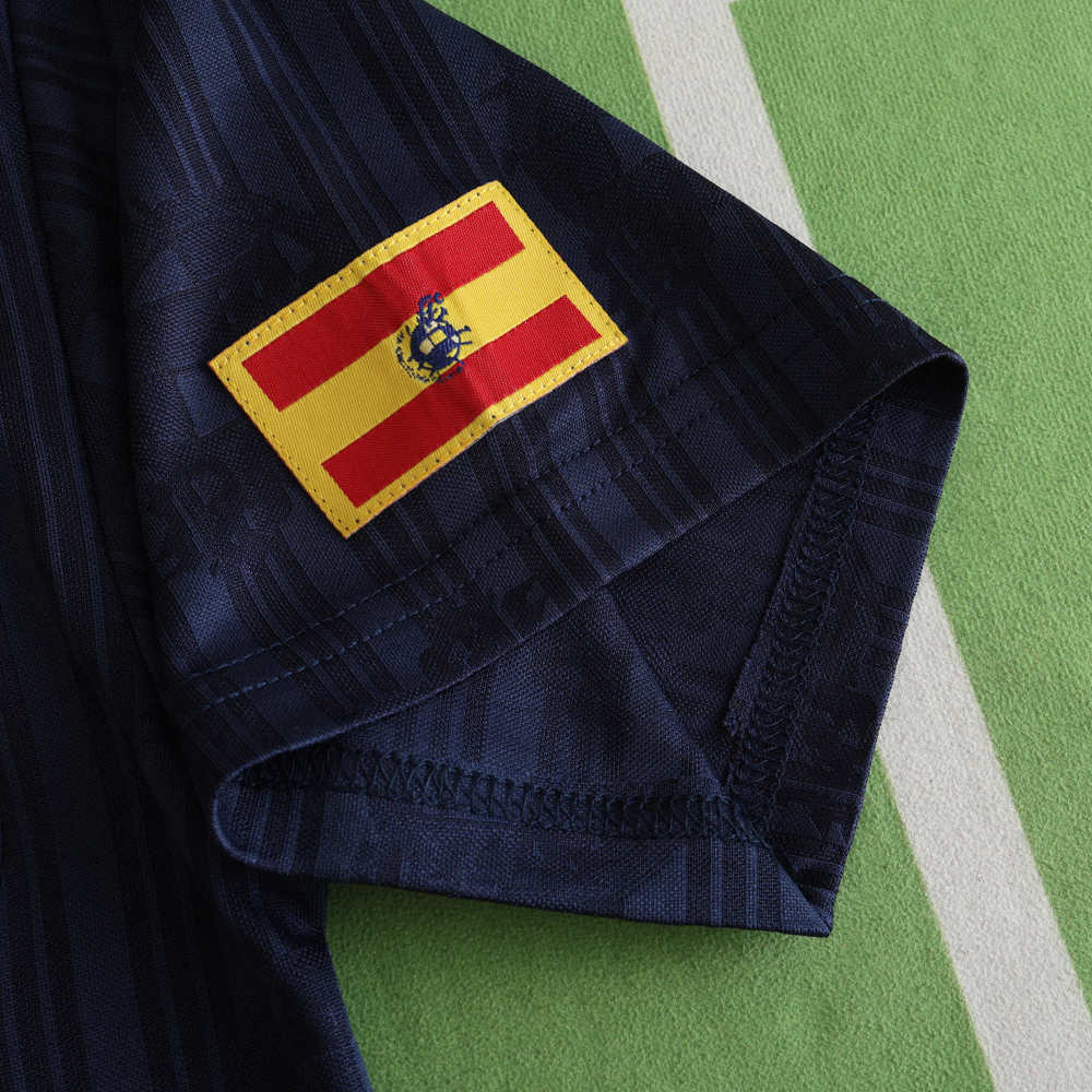 1996 season Spain away retro Fan version