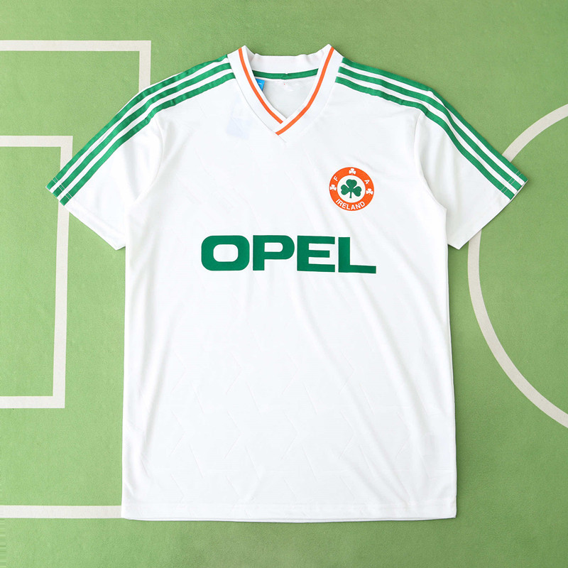 1990 season Ireland away retro Fan version
