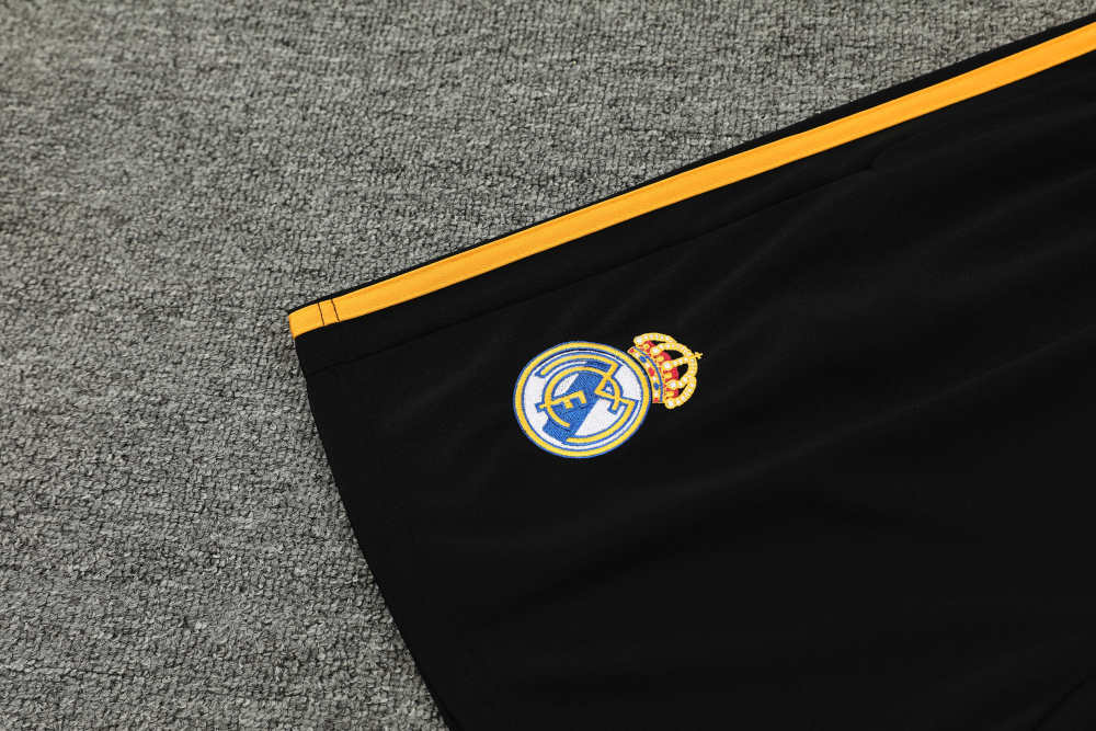 2425 Real Madrid CF Training clothes suit Short sleeve Fan version