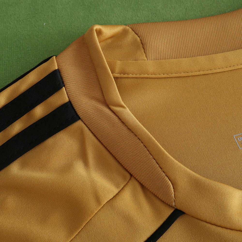 2008 season  Spain away  retro Fan version