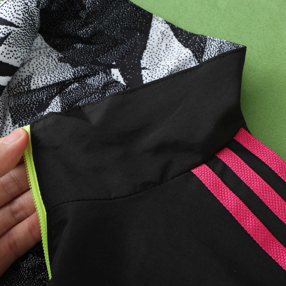 2425 Juventus F.C. Wear on both sides windbreaker