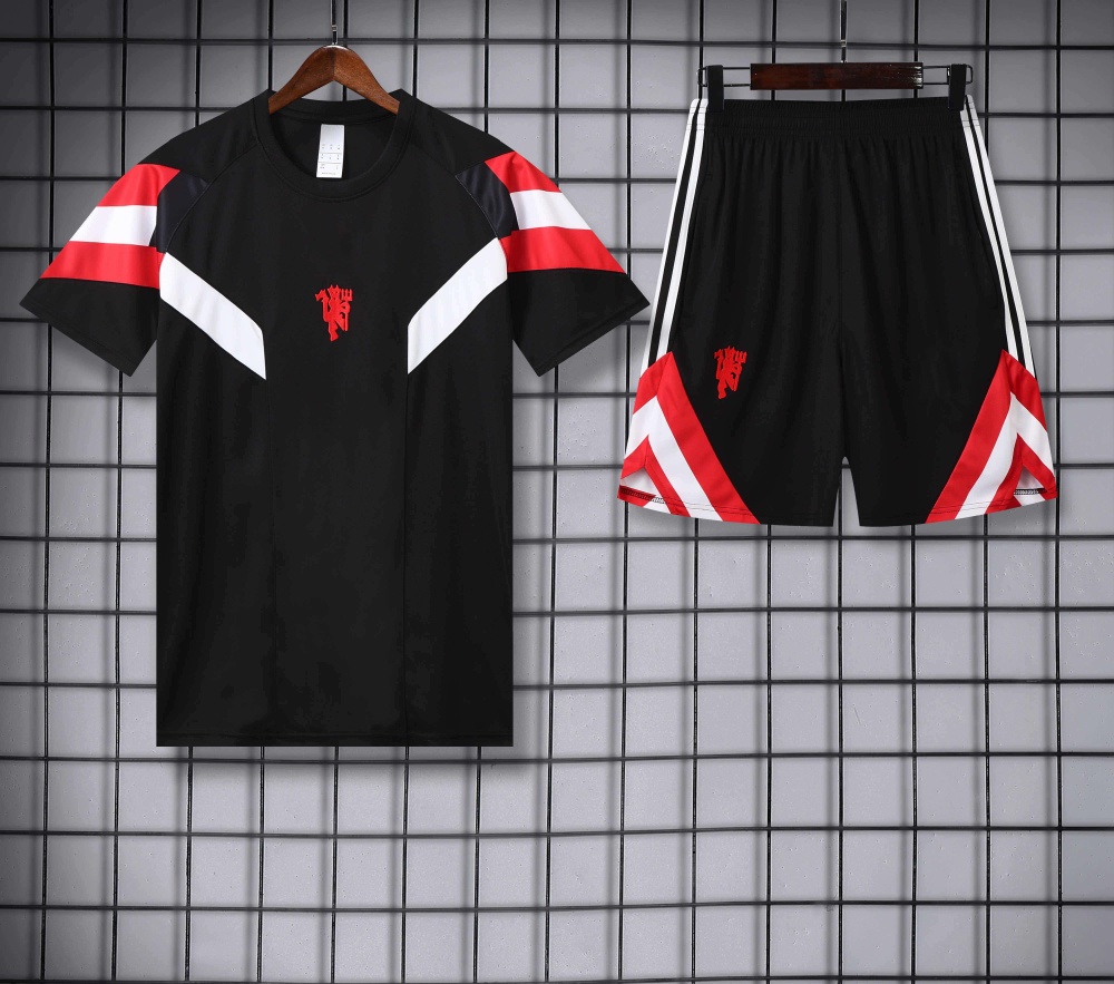 2526 season Manchester United F.C. Training clothes suit Short sleeve Fan version