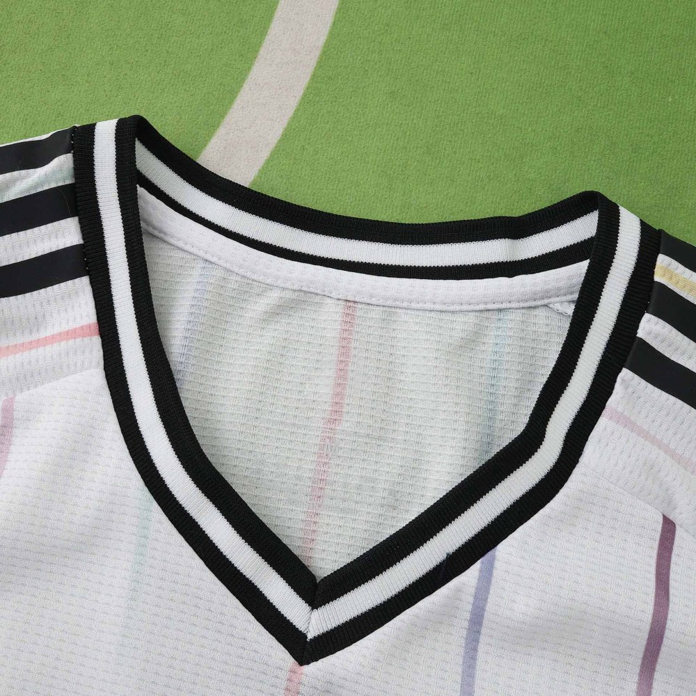 2026 FIFA World Cup Japan away Player version