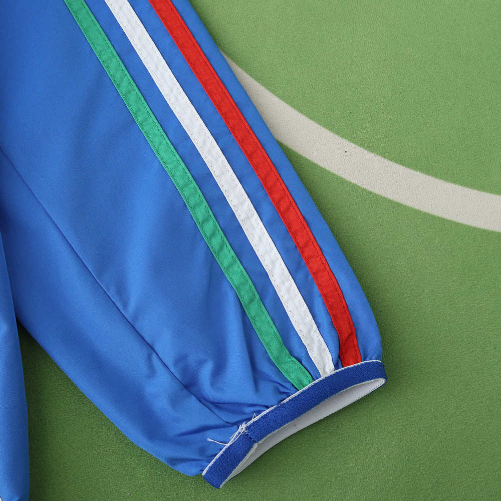 2425 Italy Wear on both sides windbreaker