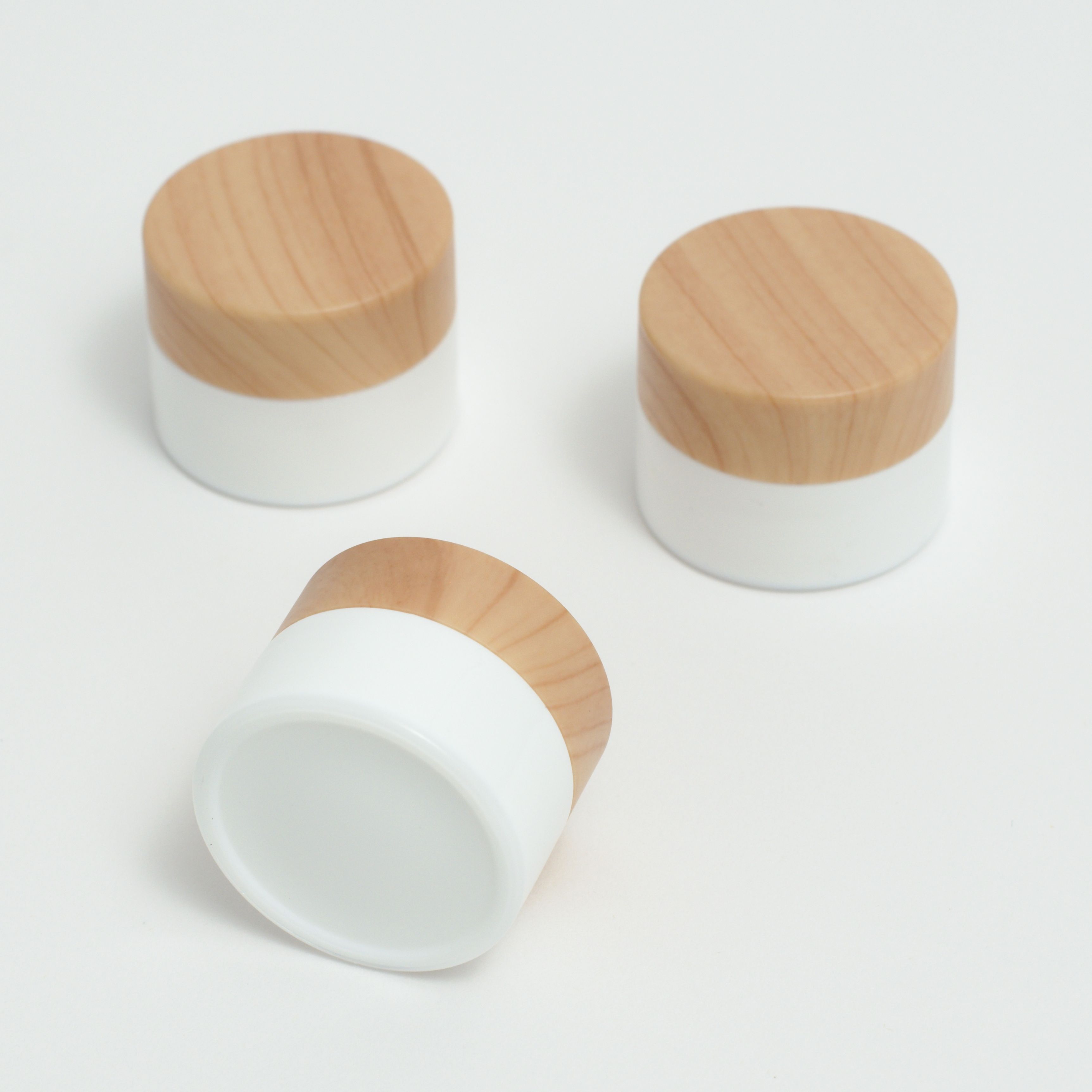Wood Grain Lid White Opal Glass Concentrates Container,CANNACOAST™,UV Opal Glass Concentrate Jars - White opal glass concentrate jars