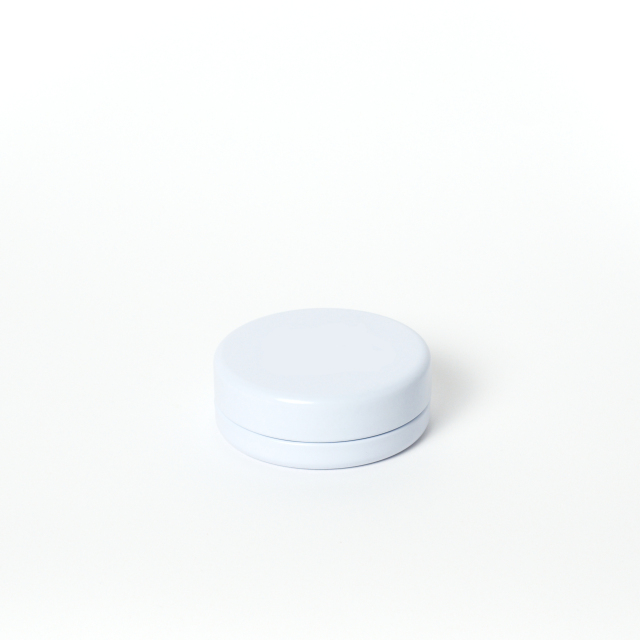 Child-Resistant Gummies Tin,CANNACOAST™,CR Gummies Tin – Black & White Child-Resistant Mints Box | CANNACOAST™