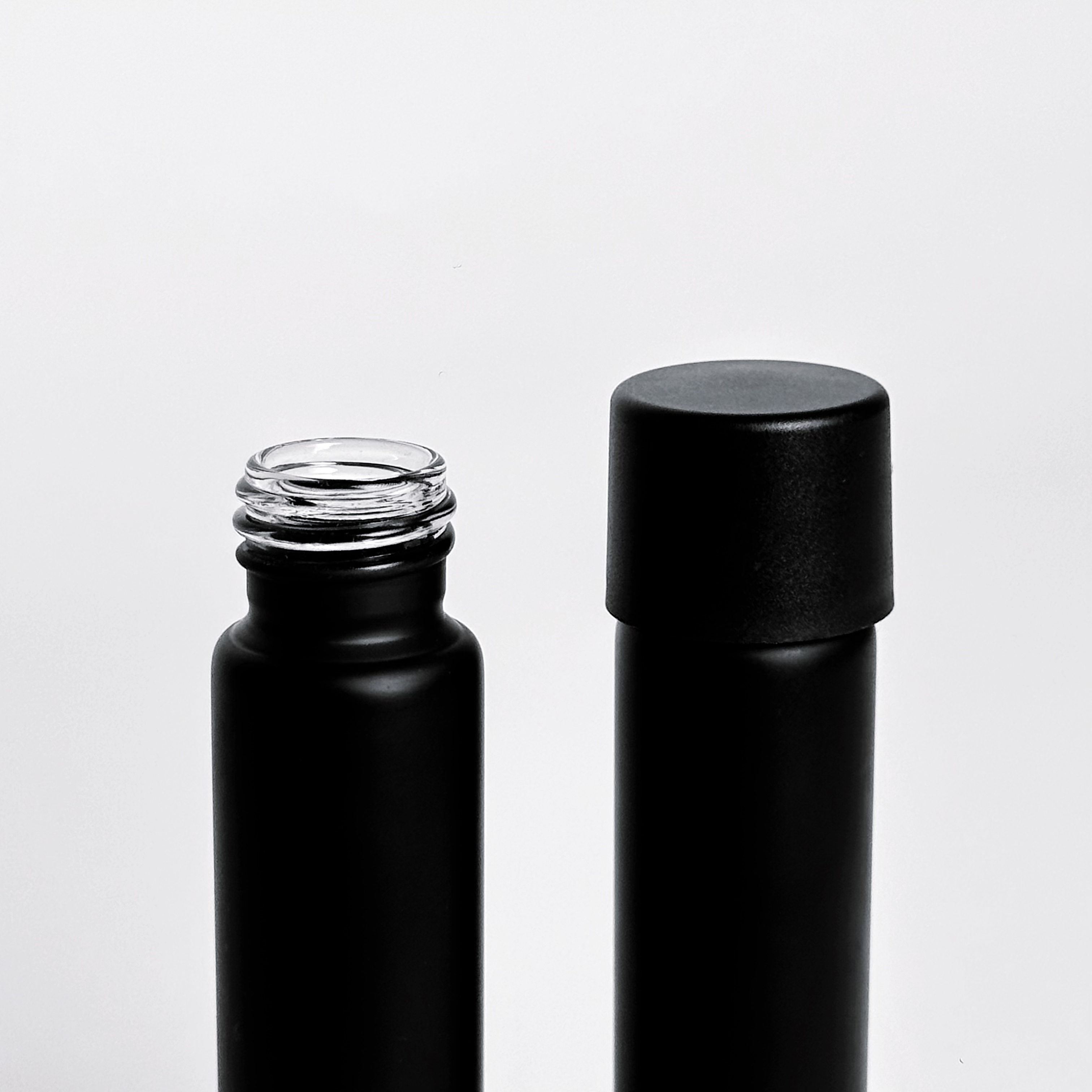 Child-Resistant Black Glass Tubes,CANNACOAST™,UV Protected Black Glass Jars - Custom child resistant glass jars