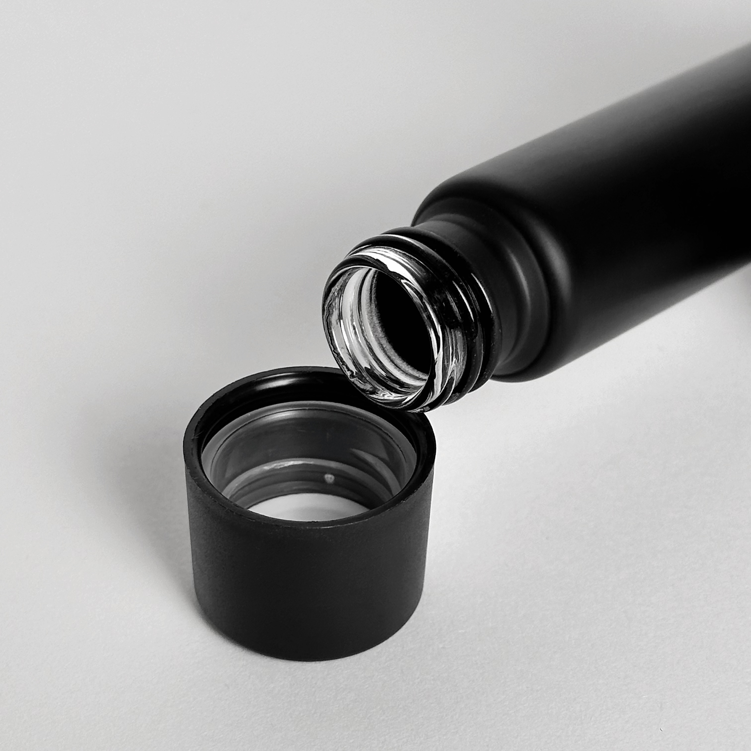 Child-Resistant Black Glass Tubes,CANNACOAST™,UV Protected Black Glass Jars - Custom child resistant glass jars