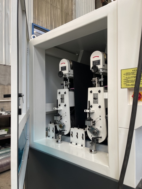 R-Series Sanding-Belt Deburring Machines | Qintellim