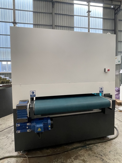 R-Series Sanding-Belt Deburring Machines | Qintellim